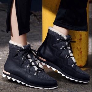 Sorel Women's Sneakchic Alpine Waterproof Boots 8